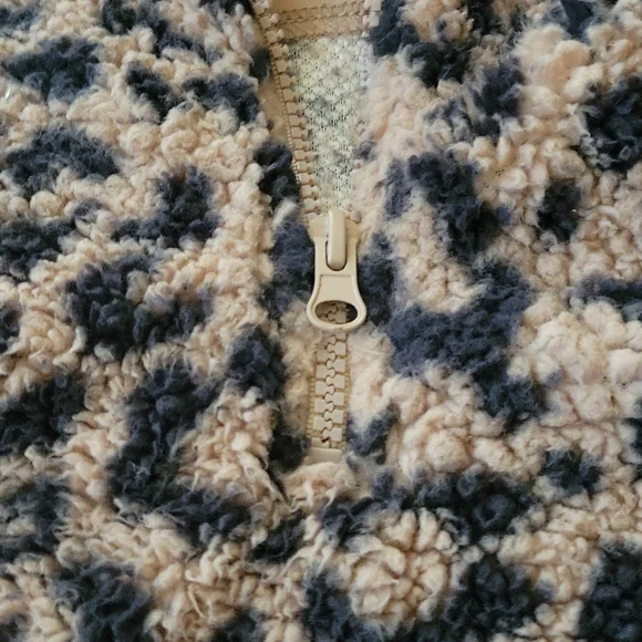 Leopard pullover - Picture 7 of 7